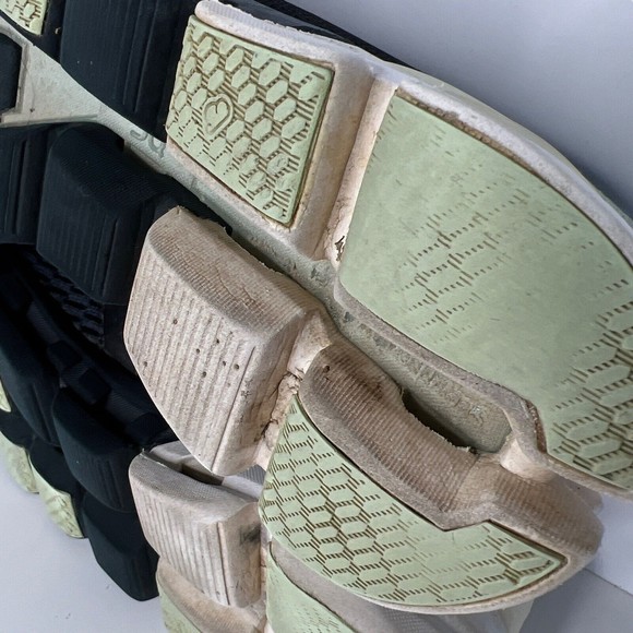 ON Cloudflyer Womens Size 9 Running Shoes Black White Mint Green - Picture 9 of 12